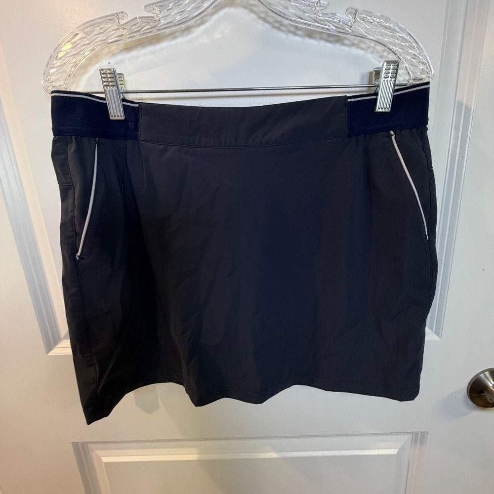 Chervo Women Golf Skort 4-Way Stretch Sunblock Navy Blue Size 10